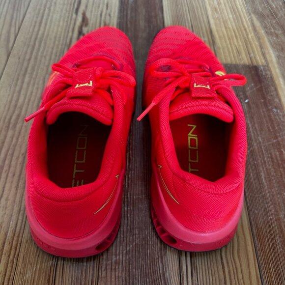 Men's Size 9 Nike Metcon 9 training shoe in Bright Crimson/Volt/Black - Picture 8 of 12